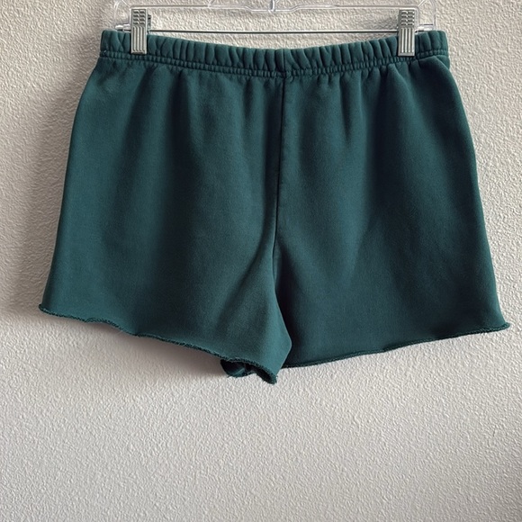 Green Spirit Jersey Shorts With Rose and Hand Design Size Medium - Picture 2 of 5